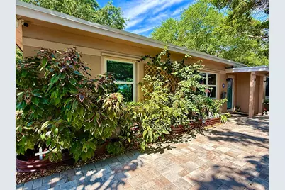 8 Edmund Road, West Park, FL 33023 - Photo 15