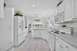 5936 Alexandria Cir, Fort Pierce, FL 34982 - Photo 3