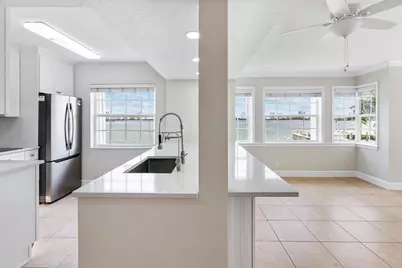 1060 Lake Shore Drive #201, West Palm Beach, FL 33403 - Photo 17