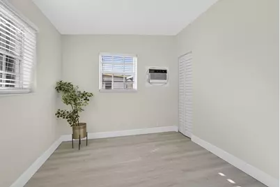 1933 Violet Avenue, West Palm Beach, FL 33415 - Photo 21