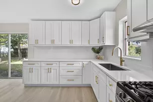 1933 Violet Ave, West Palm Beach, FL 33415 - Photo 13