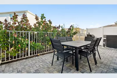 649 NE Waters Edge Lane, Port Saint Lucie, FL 34983 - Photo 15