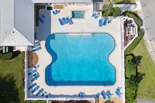 649 NE Waters Edge Ln, Port Saint Lucie, FL 34983 - Photo 33