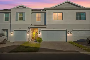 649 NE Waters Edge Ln, Port Saint Lucie, FL 34983 - Photo 1