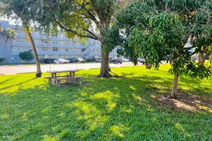 111 Royal Pk Dr, Oakland Park, FL 33309 - Photo 29