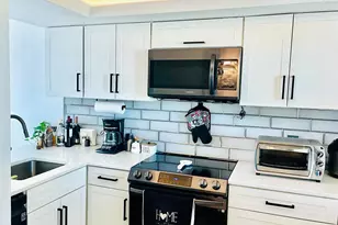 111 Royal Pk Dr, Oakland Park, FL 33309 - Photo 11