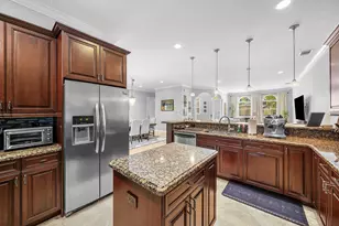 71 Via Poinciana Ln, Boca Raton, FL 33487 - Photo 11