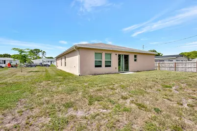 7106 Lakeland Boulevard, Fort Pierce, FL 34951 - Photo 45