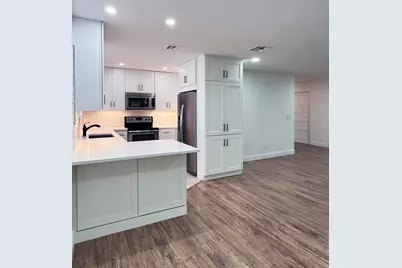 419 Pine Tree Court #19, Atlantis, FL 33462 - Photo 3