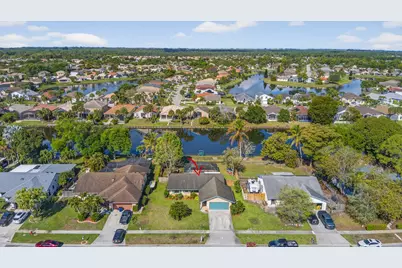 132 Parkwood Drive, Royal Palm Beach, FL 33411 - Photo 61