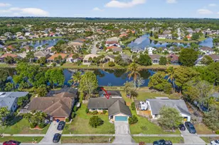 132 Parkwood Dr, Royal Palm Beach, FL 33411 - Photo 61