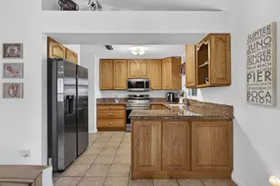 132 Parkwood Dr, Royal Palm Beach, FL 33411 - Photo 9