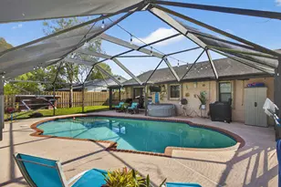 132 Parkwood Dr, Royal Palm Beach, FL 33411 - Photo 37