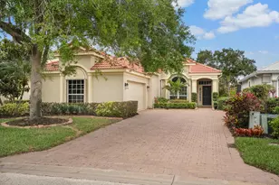4626 NW Wandering Oak Ct, Jensen Beach, FL 34957 - Photo 3