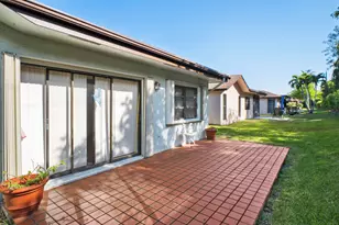 6329 Tall Cypress Cir, Greenacres, FL 33463 - Photo 7