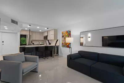 3004 NE 5th Terrace #210-c, Wilton Manors, FL 33334 - Photo 7