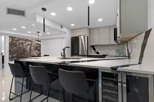 3004 NE 5th Terrace NE, Fort Lauderdale, FL 33334 - Photo 3