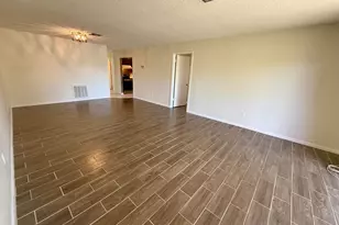 4893 Palm Hill Dr, West Palm Beach, FL 33415 - Photo 9