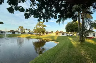 4893 Palm Hill Dr, West Palm Beach, FL 33415 - Photo 33