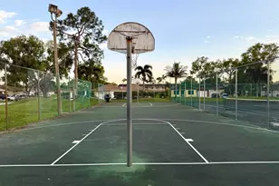 4893 Palm Hill Dr, West Palm Beach, FL 33415 - Photo 35