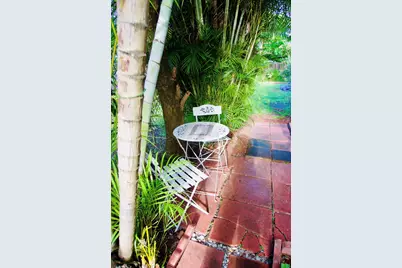 13925 NE 16th Avenue, North Miami, FL 33161 - Photo 3