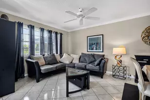 48 Burgundy Ave, Delray Beach, FL 33484 - Photo 9