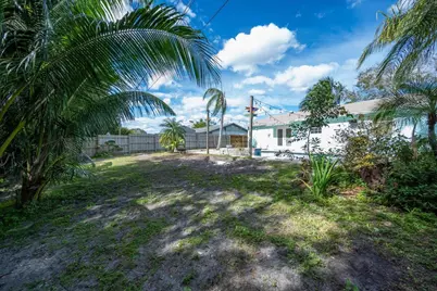 1012 Mohican Boulevard, Jupiter, FL 33458 - Photo 21