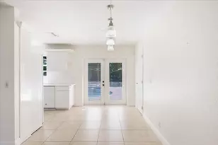 1012 Mohican Blvd, Jupiter, FL 33458 - Photo 5