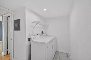 320 Woodland Rd, Palm Springs, FL 33461 - Photo 21