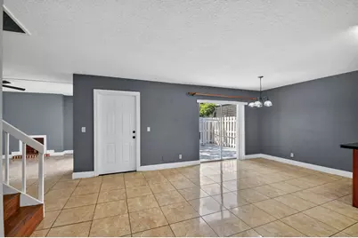 320 Woodland Road, Palm Springs, FL 33461 - Photo 7