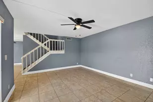 320 Woodland Rd, Palm Springs, FL 33461 - Photo 25