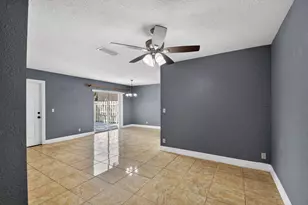 320 Woodland Rd, Palm Springs, FL 33461 - Photo 17