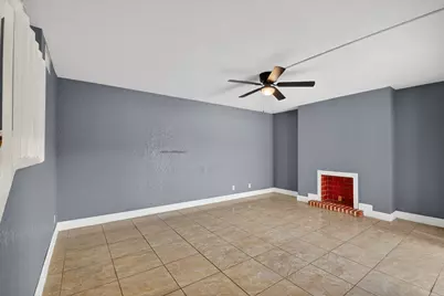 320 Woodland Road, Palm Springs, FL 33461 - Photo 23