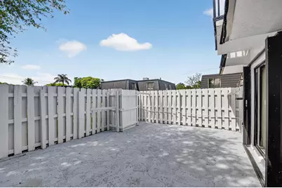 320 Woodland Road, Palm Springs, FL 33461 - Photo 3