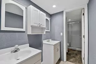 320 Woodland Rd, Palm Springs, FL 33461 - Photo 33