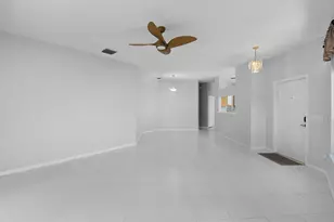 6785 SE Warwick Ln, Stuart, FL 34997 - Photo 7