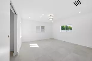2001 NE 17th Way, Fort Lauderdale, FL 33305 - Photo 15
