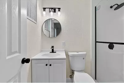 710 SW 67th Avenue, Pembroke Pines, FL 33023 - Photo 17