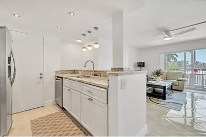 720 Bayshore Drive #304, Fort Lauderdale, FL 33304 - Photo 3