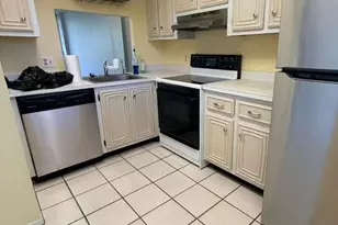 105 Royal Pk Dr, Oakland Park, FL 33309 - Photo 1