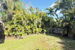 7024 NW 63rd St, Tamarac, FL 33321 - Photo 7