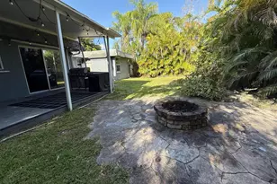 7024 NW 63rd St, Tamarac, FL 33321 - Photo 5