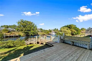 643 SE Harborview Dr, Port Saint Lucie, FL 34983 - Photo 5