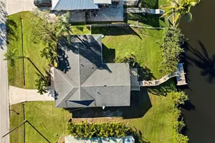 643 SE Harborview Dr, Port Saint Lucie, FL 34983 - Photo 21