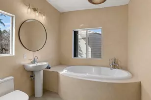 467 NE 31st St, Boca Raton, FL 33431 - Photo 5