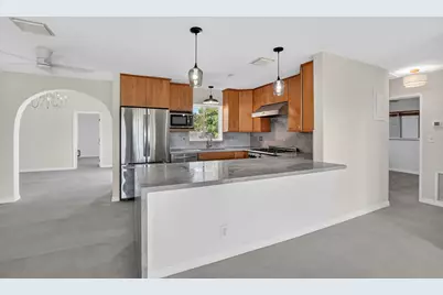 467 NE 31st Street, Boca Raton, FL 33431 - Photo 1