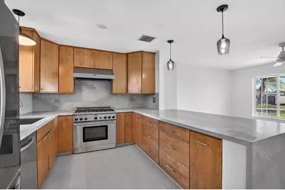 467 NE 31st Street, Boca Raton, FL 33431 - Photo 9