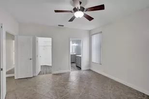 11032 Boston Dr, Hollywood, FL 33026 - Photo 15