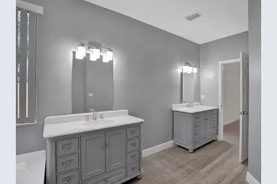 11032 Boston Drive, Hollywood, FL 33026 - Photo 7