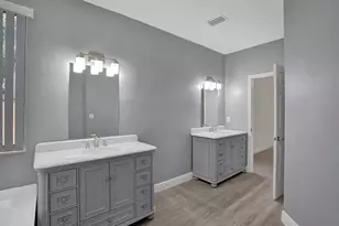 11032 Boston Dr, Hollywood, FL 33026 - Photo 7